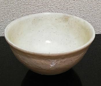 清水啓功作　萩焼　粉引　鬼熊川　茶碗　共箱　共布　略歴付　茶道具 Amazon.co.jp: 清水啓功作 萩焼 粉引 鬼熊川 茶碗 共箱 共布