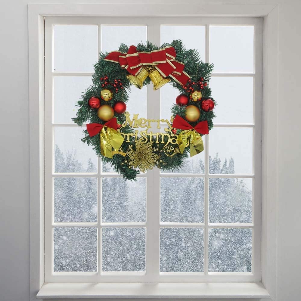 H&W Couronne de Noël artificielle de taille moyenne (40 cm) pour porte d'entrée, mur, fenêtre, poinsettia artificiel avec clochette, nœud et petits ornements (MC7-D1)