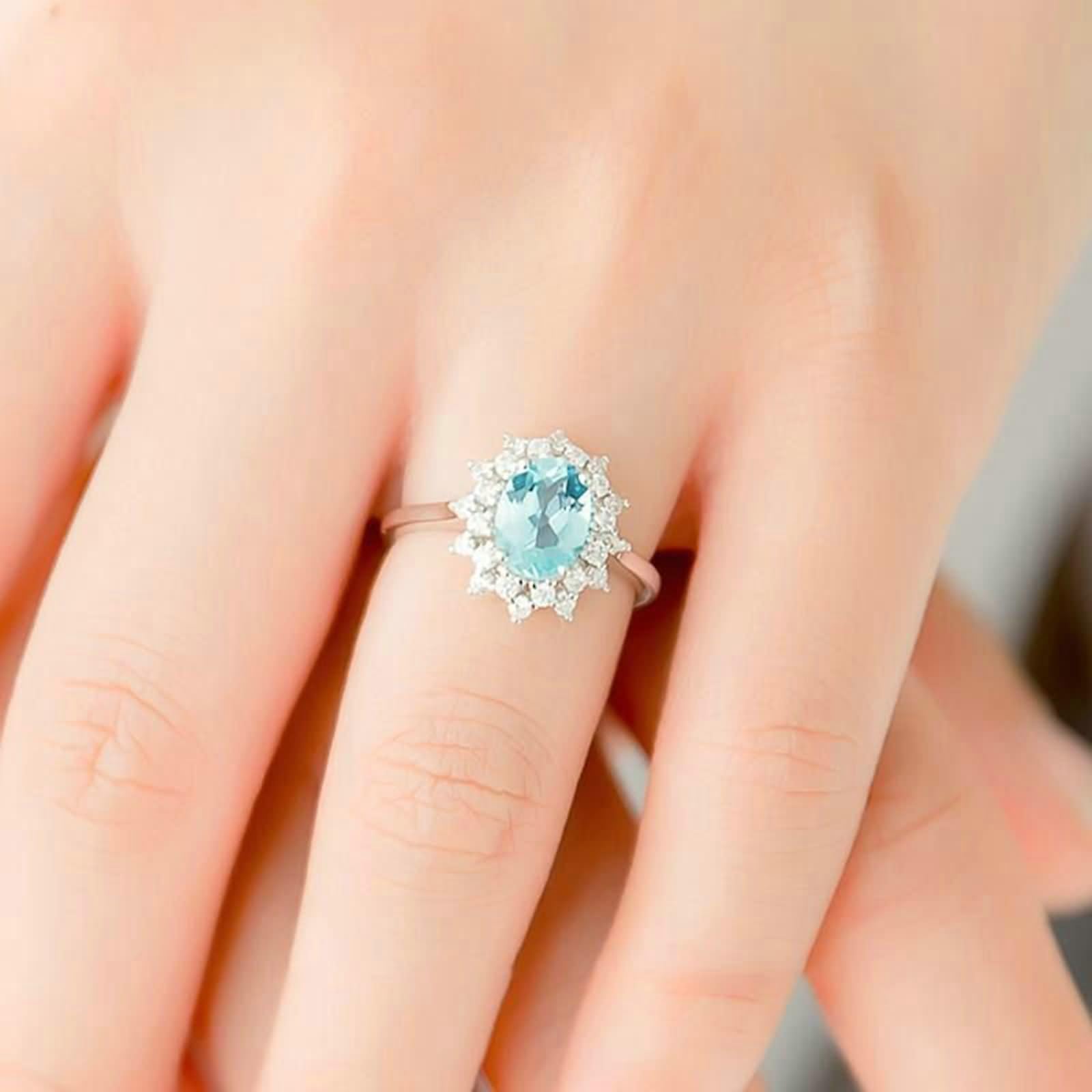 Anillo de boda para mujer, anillo de boda gótico con aguamarina ovalada y diamantes de oro blanco