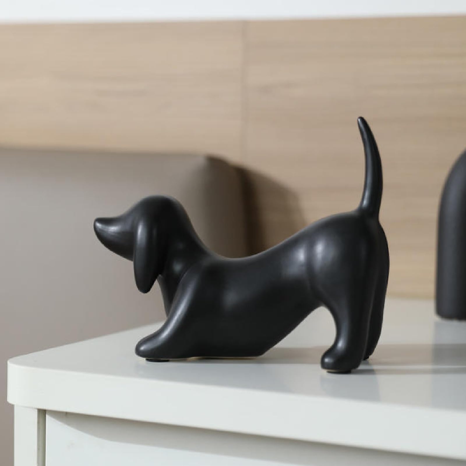 Ceramiczna statua, kreatywne figurki, nowoczesna rzeźba jamnika stojącego, kolekcja uroczych psów, realistyczne szczegółowe dekoracje na biurko dla szczeniąt (srebrne, L)