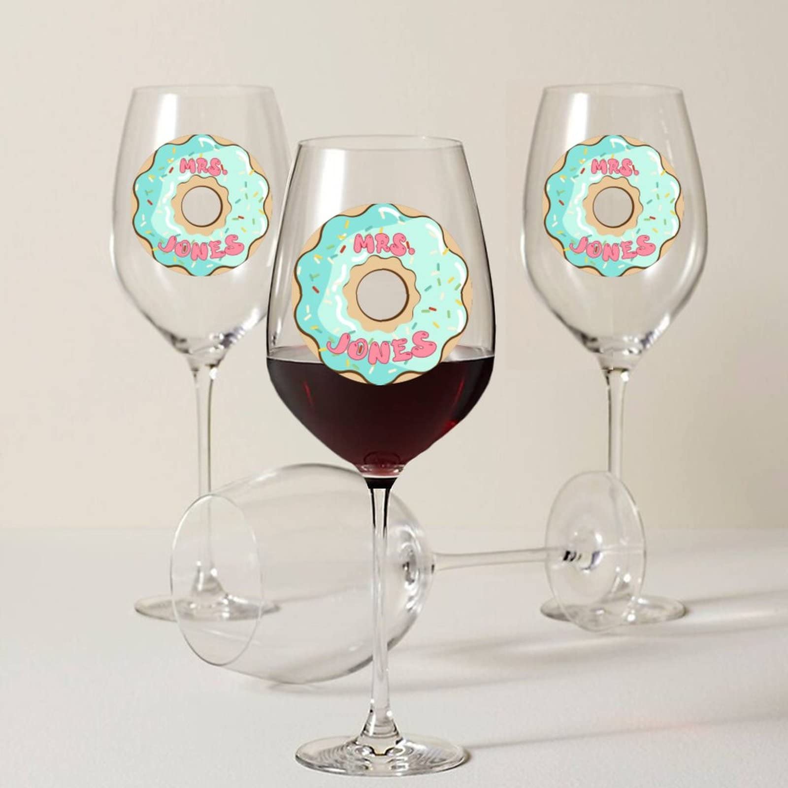 Juego de 2 copas de vino tinto con nombre personalizado, donas de Navidad, divertidas copas de vino para mujer, regalos únicos personalizados, regalo de fiesta, hogar, bar, regalo de