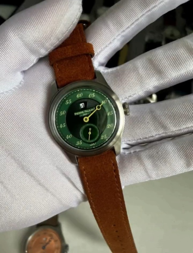 Amazon.com: TeamMerkur Pierre Paulin Jump Hour Men Watch Green