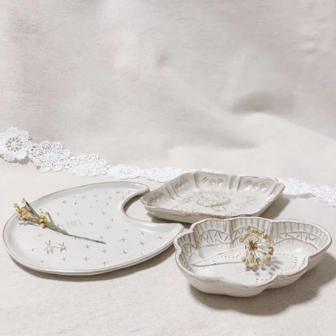 春鳥ひし形皿 眠る月の皿 ピルヴィーの小鉢 3点セット キエリ舎