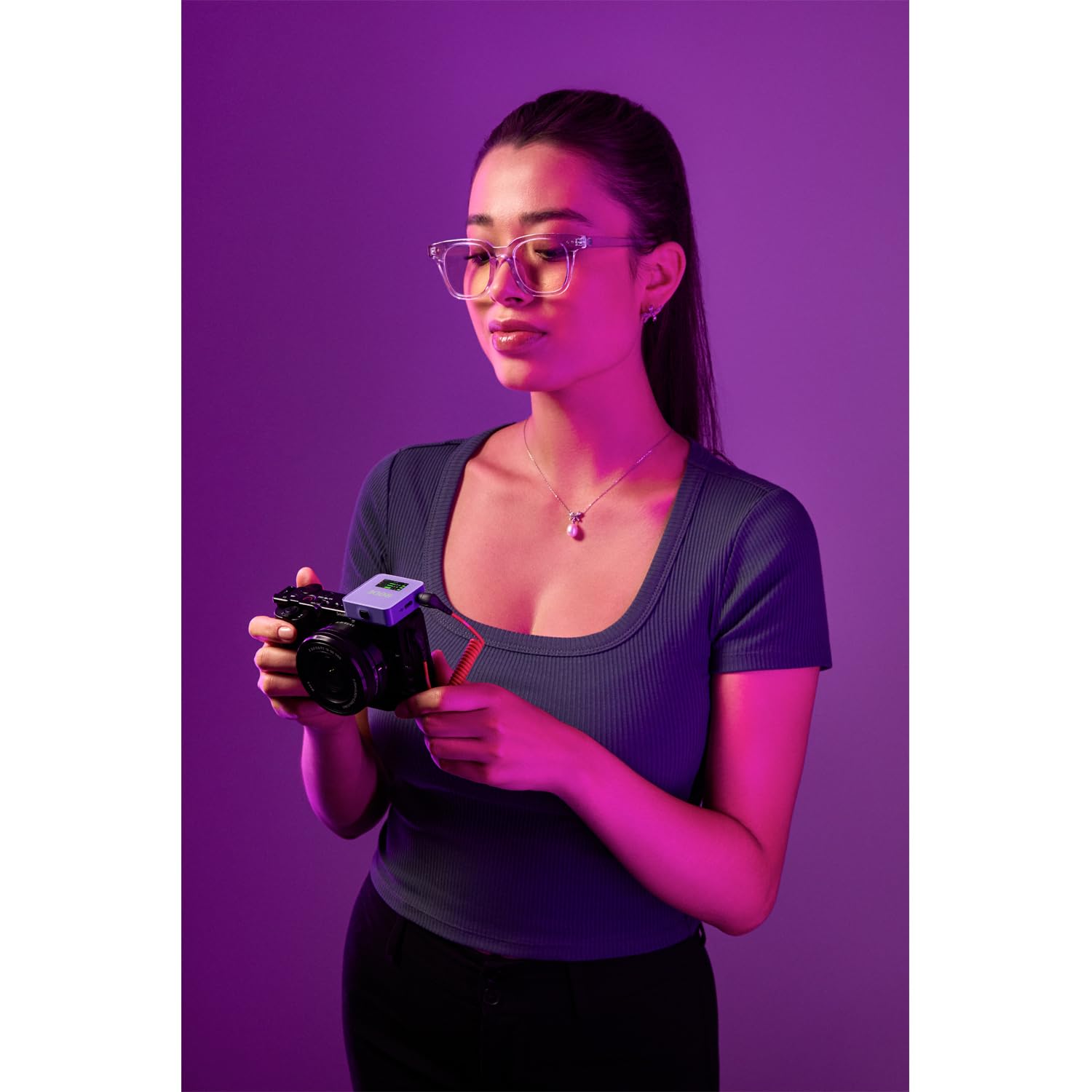Rode Wireless GO Gen 3 bezprzewodowy 2-kanałowy system radiowy mikrofonu, fioletowy z interview GO, adapter ręczny, fioletowy i keepdrum, futrzana ochrona przed wiatrem