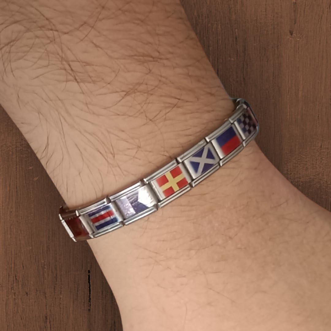 Feyma Pulsera nautica de Acero inoxidable - Banderas de España, con nombre de la Virgen del Carmen, Patrona de los Marineros, en banderas nauticas