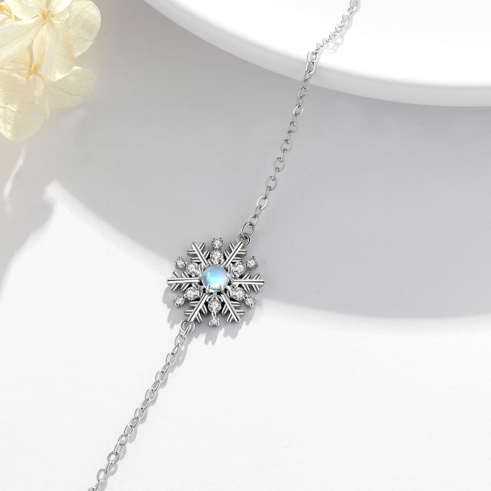 Midir&Etain Schneeflocke Armband 925 Sterling Silber Mondstein Schneeflocke Armband Schneeflocke Schmuck Weihnachten Geschenke für Frauen Mädchen Girlfeirnd