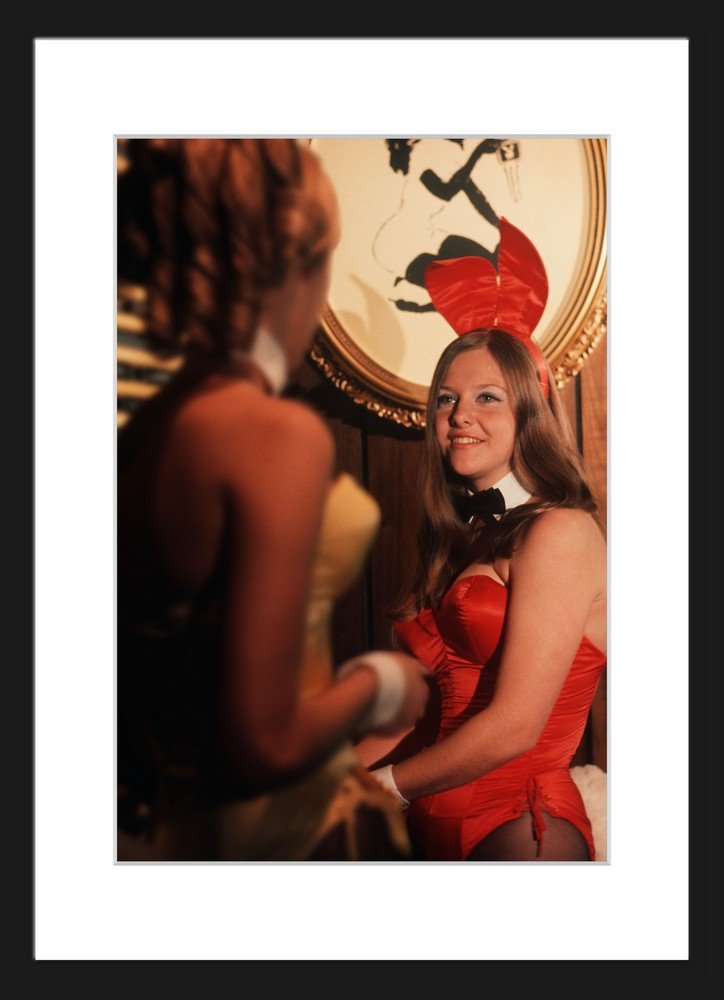 Marmont Hill MH-PBVB-18-FP-36 Playboy 'Nancy Armstrong' Framed Print