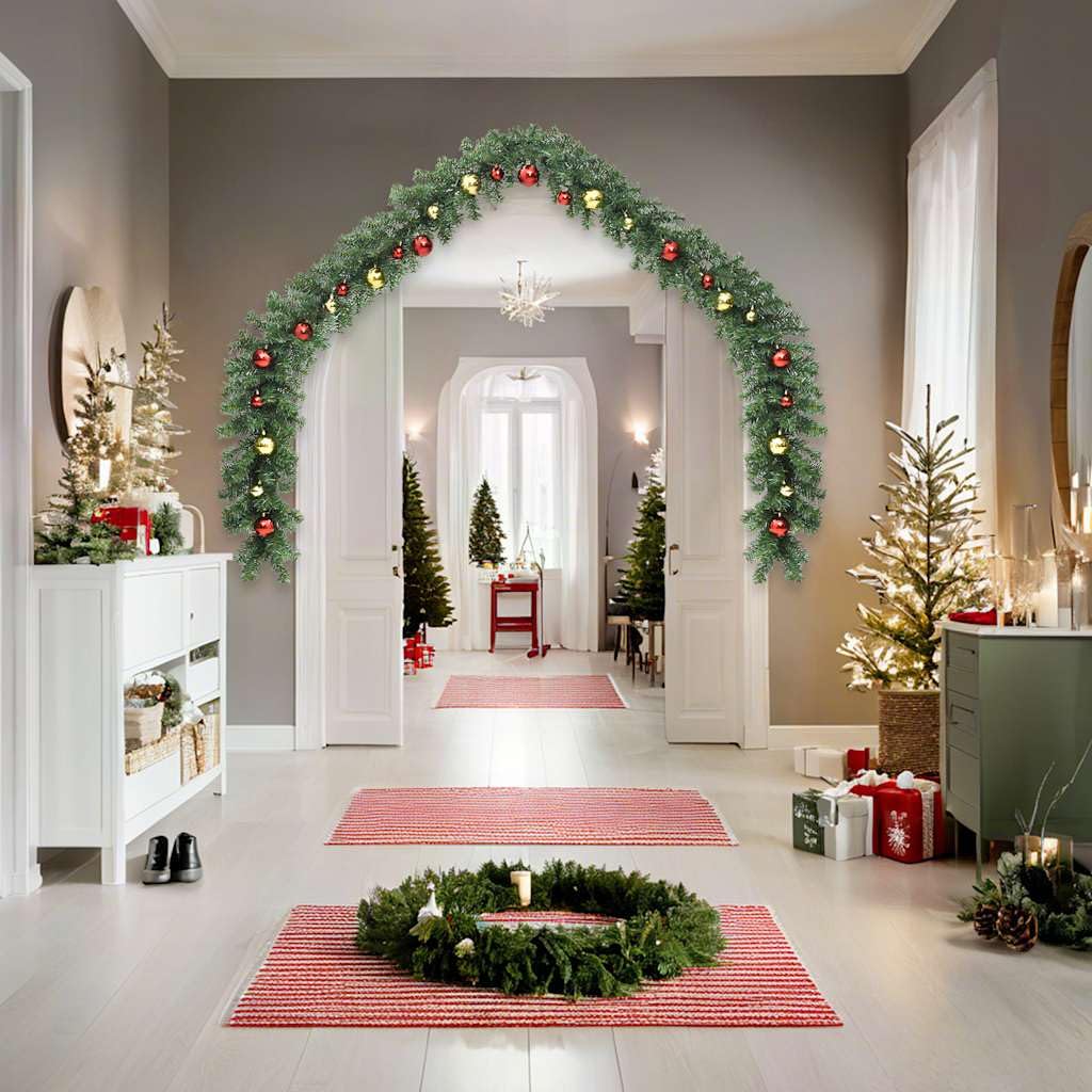 Weihnachtsgirlande mit Kugeln und LED Lichtern 10 m grün PVC 150 LEDs 4 Lichteffekte für Innen und Außen Festtag Advent Dekoration Baumschmuck