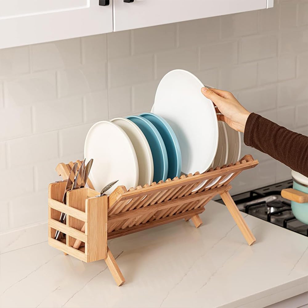 Scolapiatti in legno a 2 ripiani con portaposate, design pieghevole in bambù, tiene piatti e tazze separatamente, soluzione salvaspazio