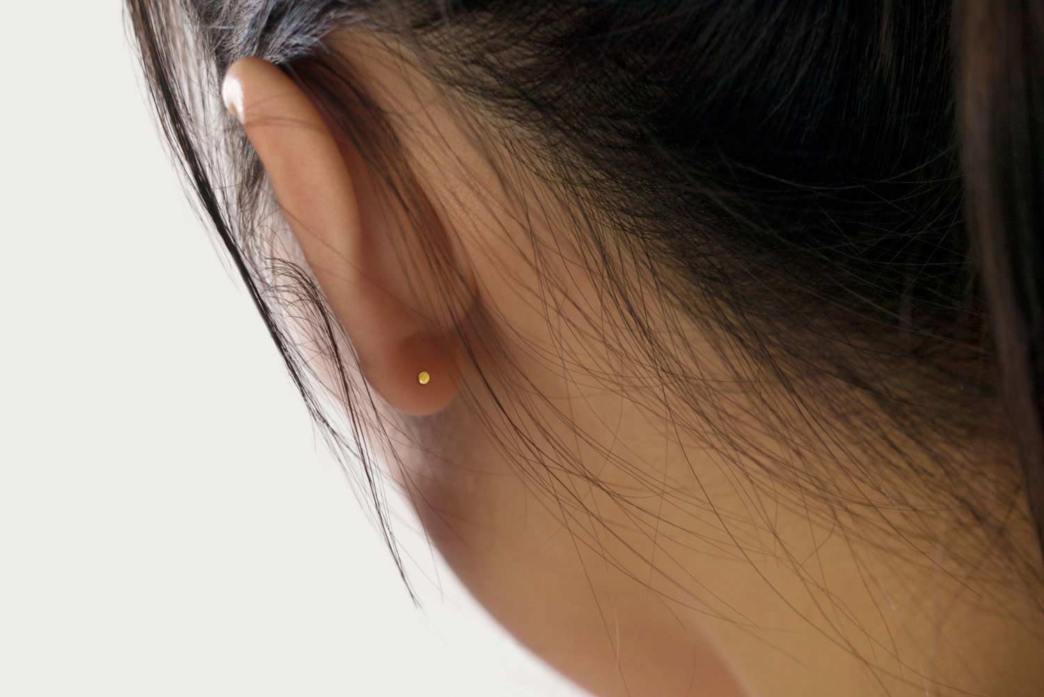 PIERCINGLINE 14 oder 18 Karat Gold Labret Innengewinde ohne Aufsatz Piercing Ohr Conch Tragus Lippe Nase Medusa Farb & Größenauswahl
