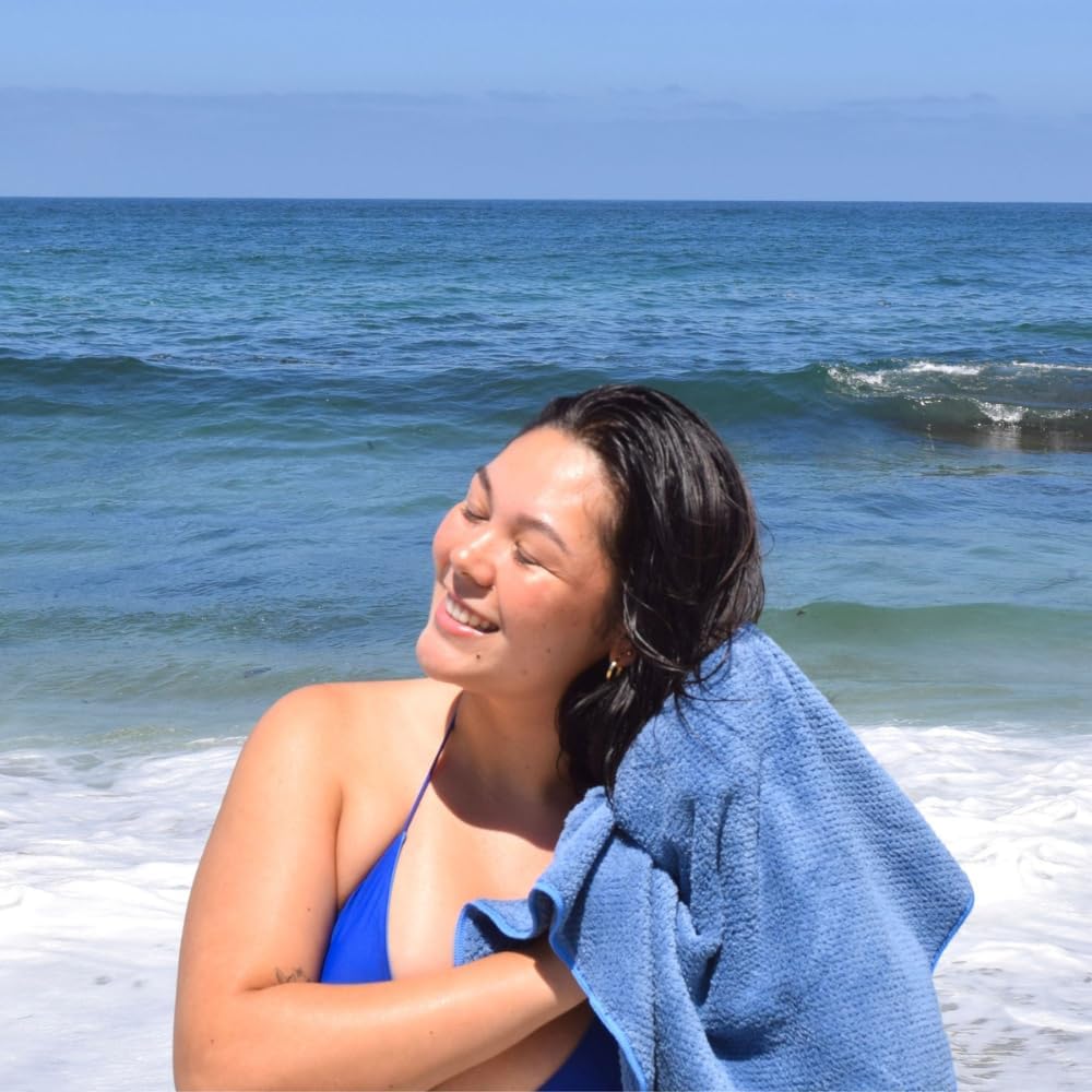 VOLO Hero Hair Towel – Ultra Soft Nanoweave™ Microfiber, Super Absorbent Quick Dry, Reduces Dry Time 50%, Anti-Frizz & Breakage, Secure Snug Strap, Large Wrap for All Hair Types - Cielo Blue
