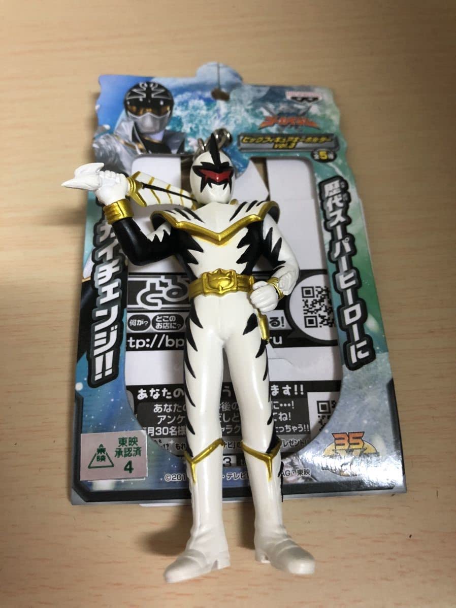 Amazon.co.jp: 希少ビッグフィギュアキーホルダー爆竜戦隊