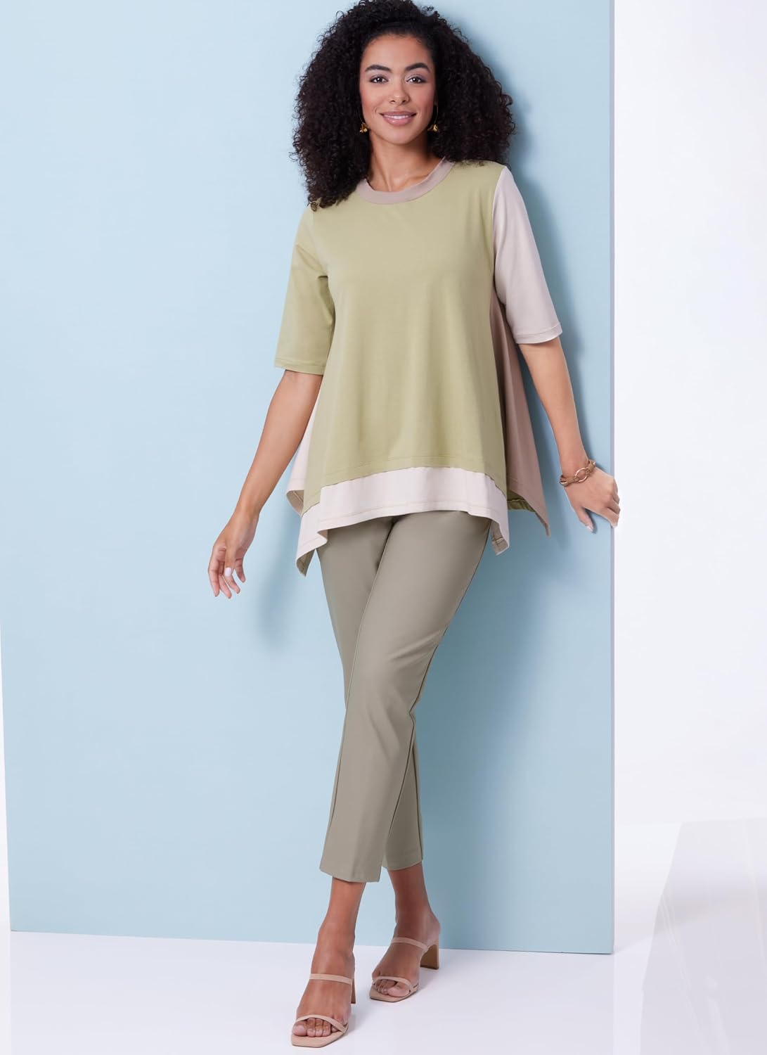 Butterick B6981A Easy-to-Make Misses' Tunuc Tops Sewing Pattern Packet by Katherine Tilton, Design Code B6981, Sizes XS-S-M-L-XL-XXL