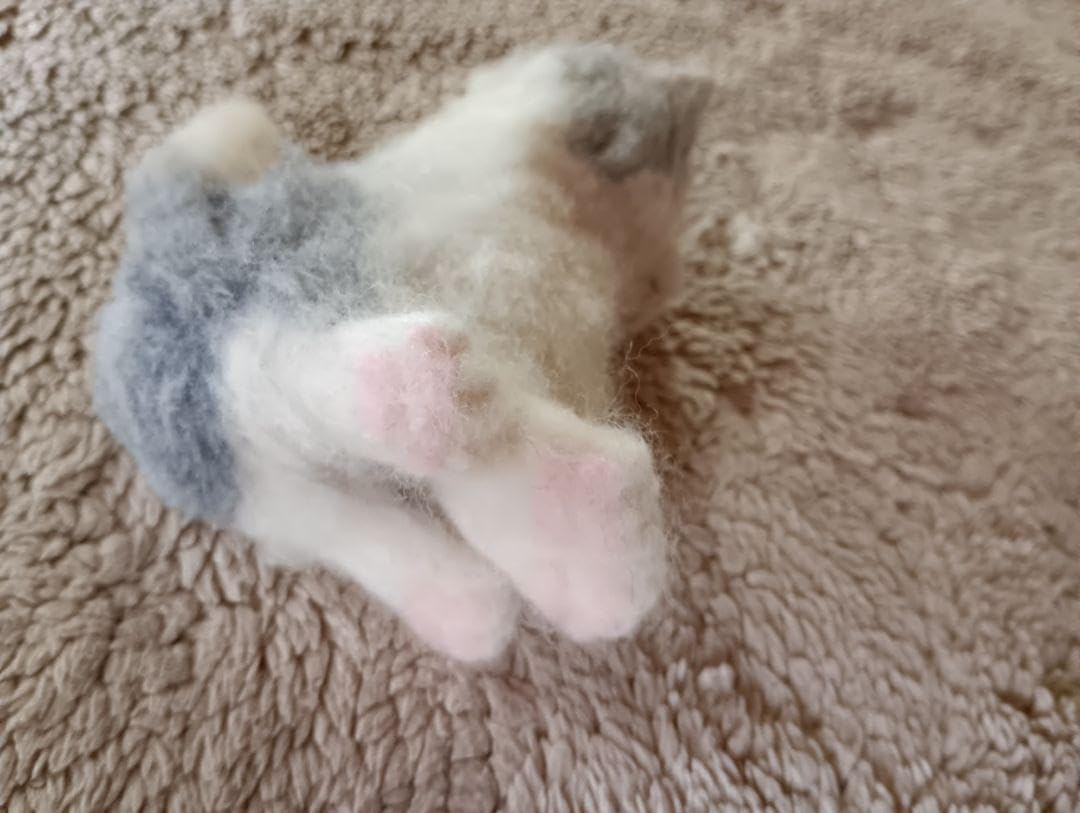 推し猫】羊毛フェルト リアル可愛いラグドール猫 おすわりポーズ 推し