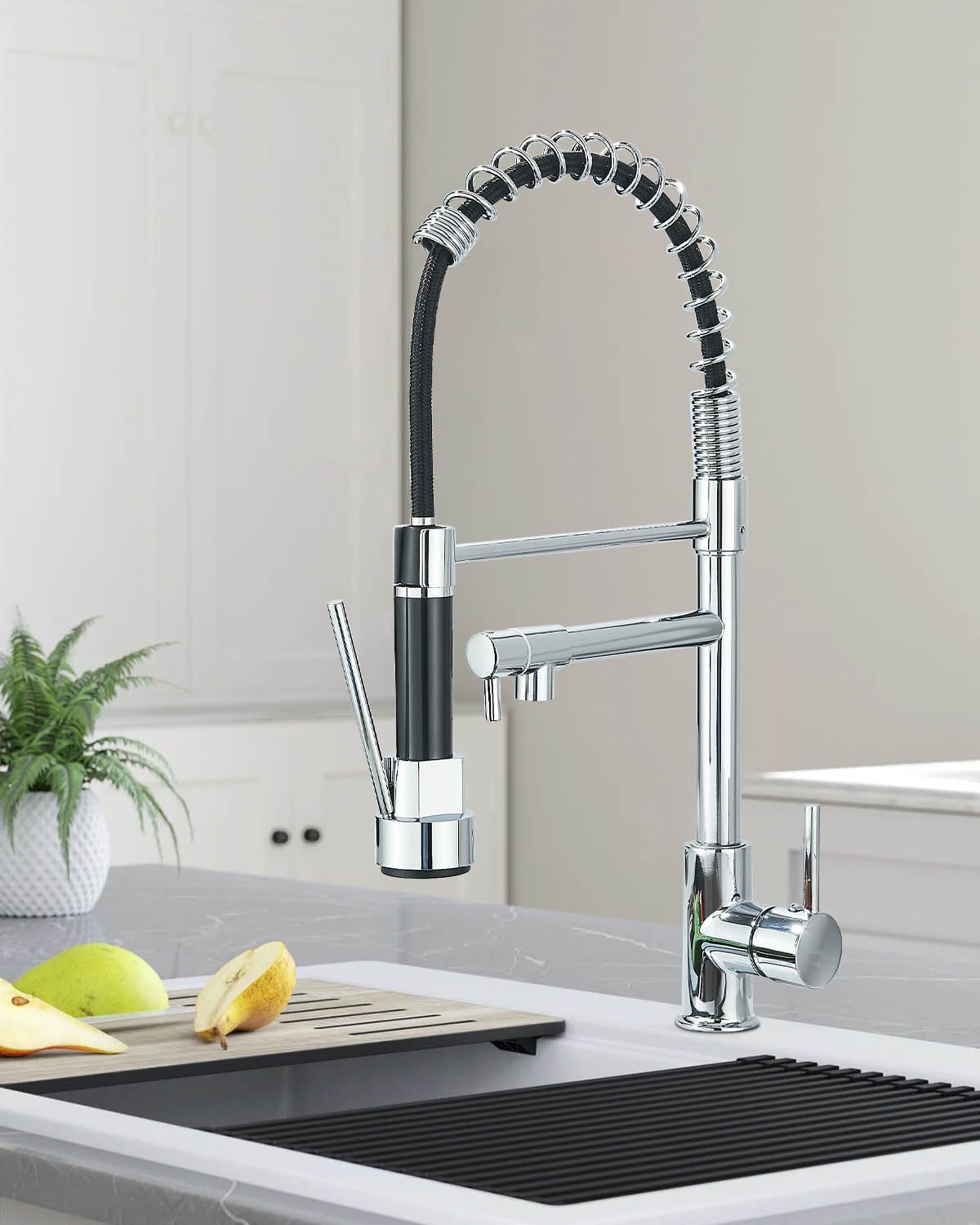 Robinet de cuisine, avec 2 buses, robinet à ressort amortisseur de cuisine, rotation à 360°, standard froid et chaud, laiton chromé.