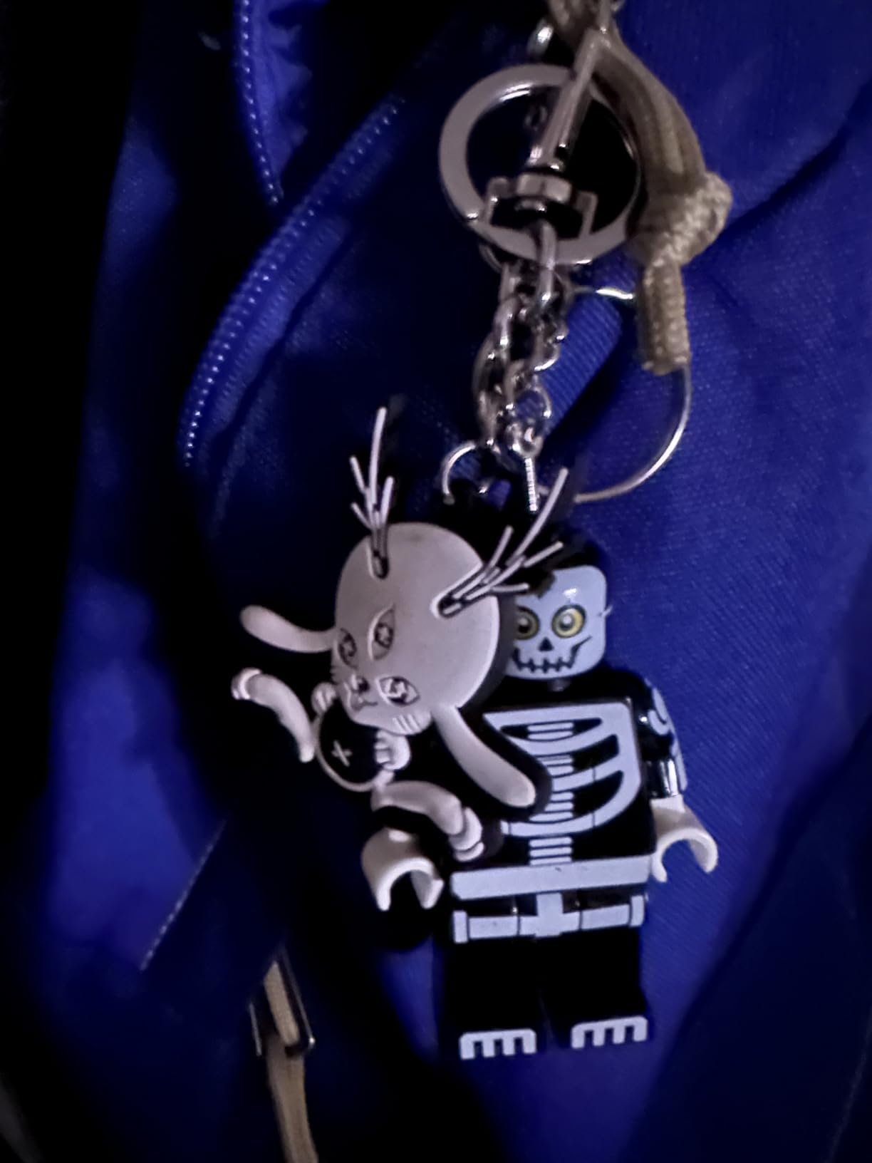 LEGO Minifigures Keychain Light - Skeleton Guy (KE137H) | Santoki