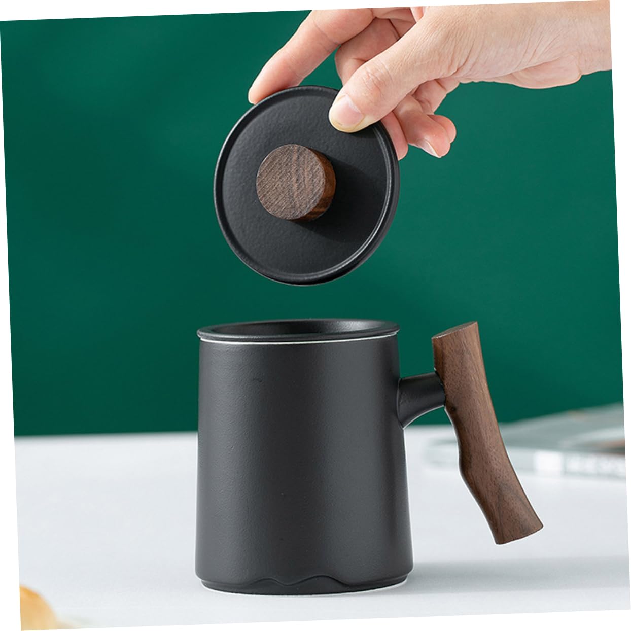 Tazza Ceramica Con Manico e Filtro Capacità Elegante Tazza Da Tè Per Casa e Ufficio Design Stile Semplice Per Infusi e Tisane Per Amanti Del Tè e Del Caffè