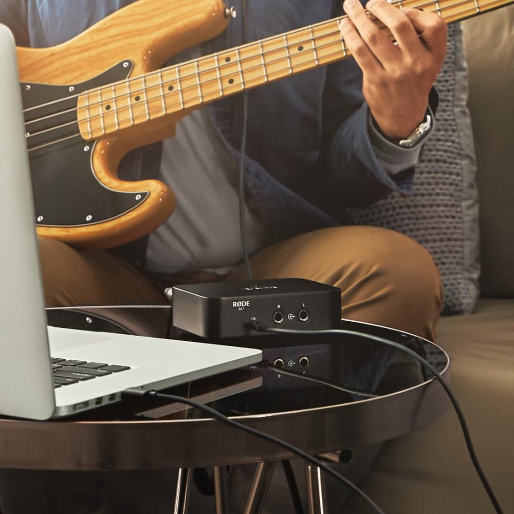 RØDE AI-1 Interface audio USB mono de qualité studio avec Neutrik™ Combi-jack pour production musicale, streaming et podcasting