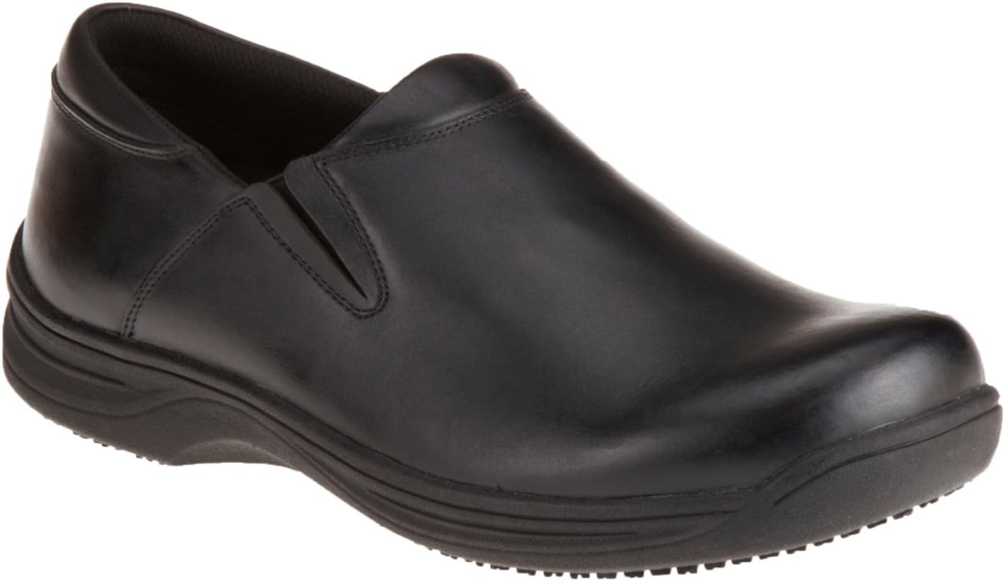 Footwear: Men's 4700 Black - Medium - 11