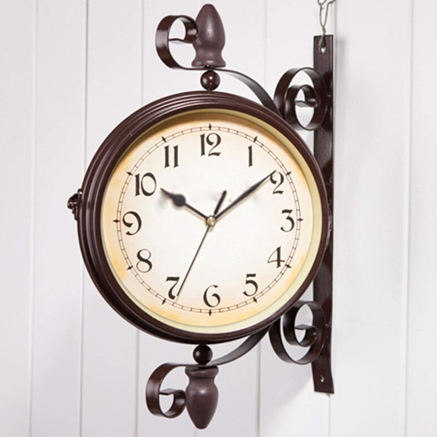 Outdoor Garden Wall Clock, Vintage Double Sided Wall Clock 360°Rotation Indoor Outdoor Decoration Waterproof Outdoor Clock Cafe Decoration Bar