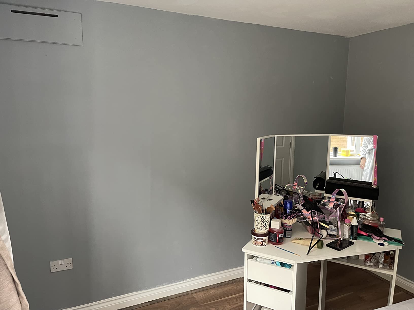 Johnstone's Washable Paint Manhattan Grey Matt Finish Emulsion