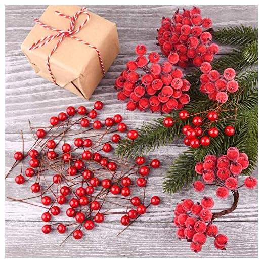 TUPARKA 310pcs Artificielle de Baies de Houx Rouge Décorations Guirlande de Noël, Couronne de Noël Fournitures pour la Fabrication, Sapin de Noël Fleur Décorations Décoration de Table