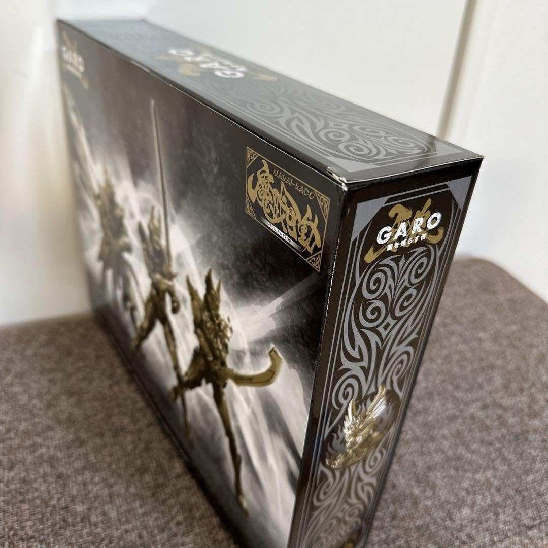 Amazon.co.jp: 炎刃騎士ゼン&天弓騎士ガイ 金色(こんじき)Ver.セット 