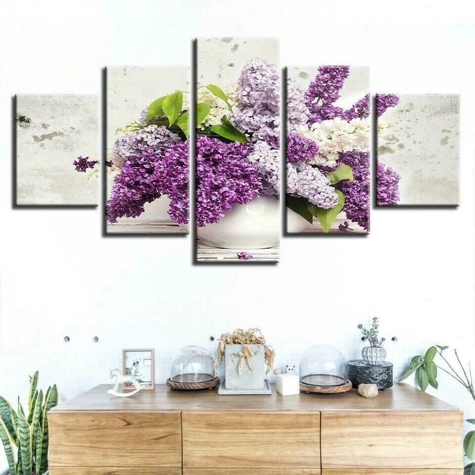 Impression sur toile fleurs lilas pour une décoration de salon cosy