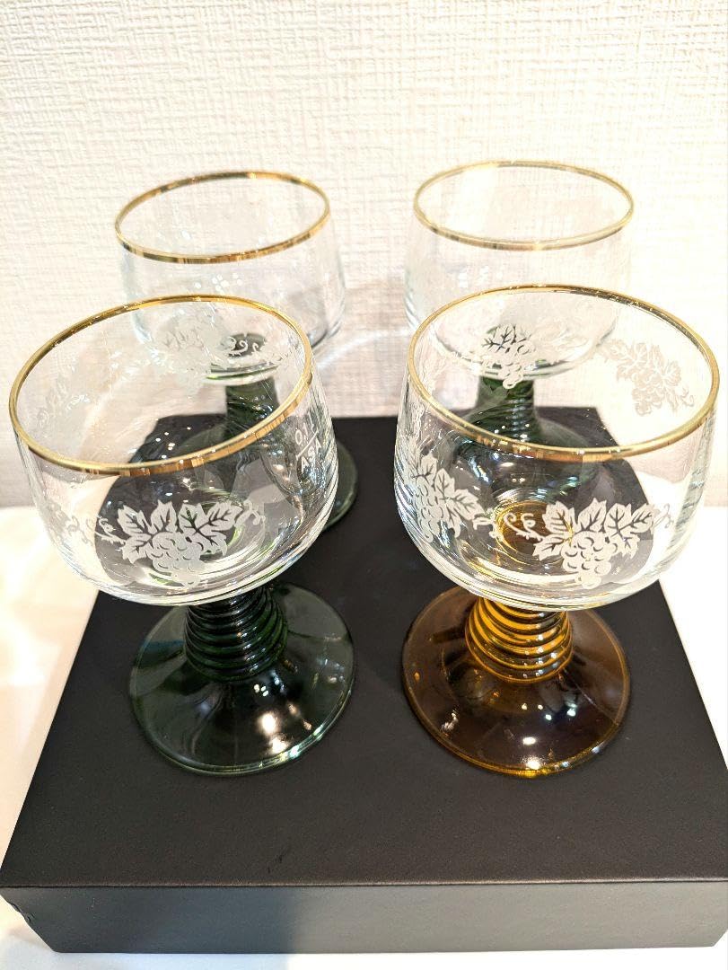 Amazon | ヴィンテージドイツ製レーマー ワイングラス 4個セット0.1L