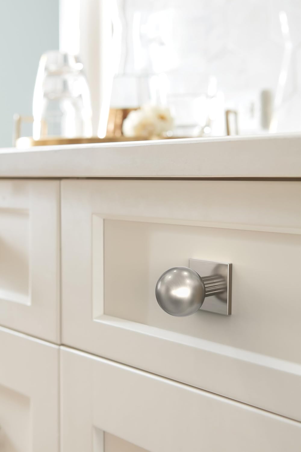 Amerock Ladera 1-3/16 inch (30mm) Length Square Satin Nickel Cabinet Knob Backplate, BP37760G10