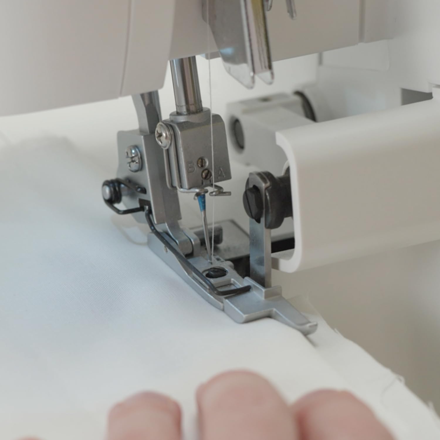 Singer Sewing Machine Blind-hem Foot — Amazon image 3