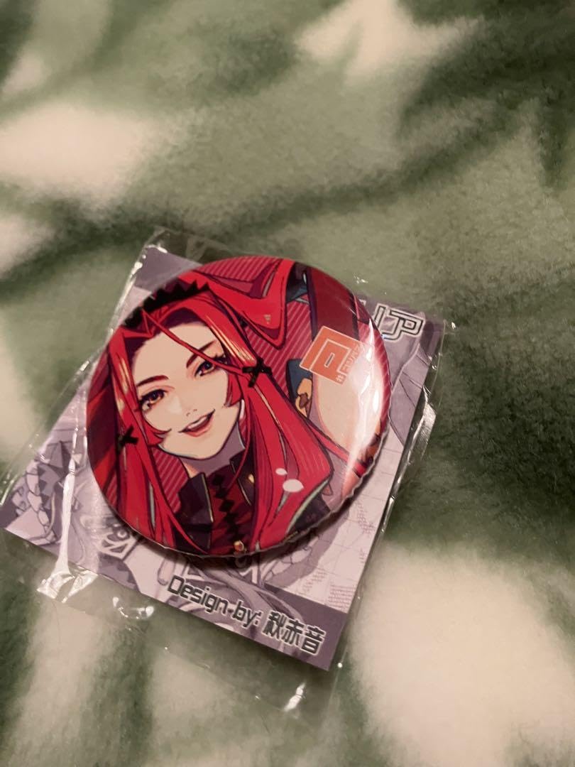 Amazon.co.jp: コンパス マリア 缶バッチ : おもちゃ