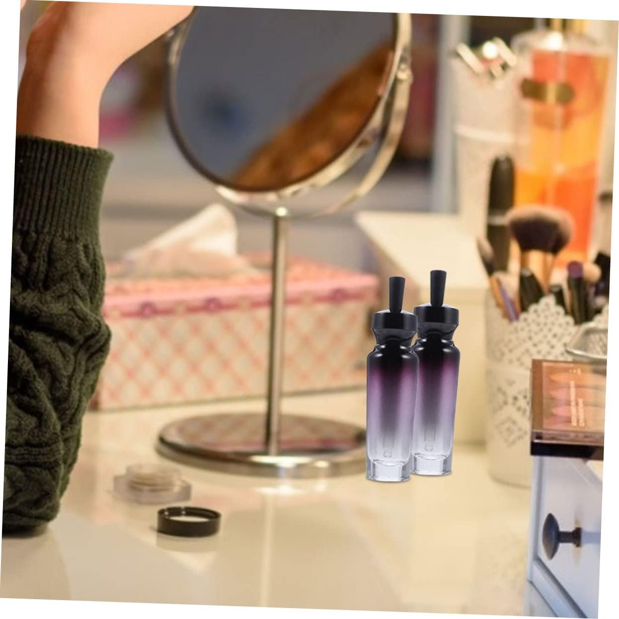 2Pcs Cosmetic Glass Dropper Bottles Leakproof Essential Oil Dispenser Containers for Travel Perfume and Liquid Storage Elegant and Durable Design