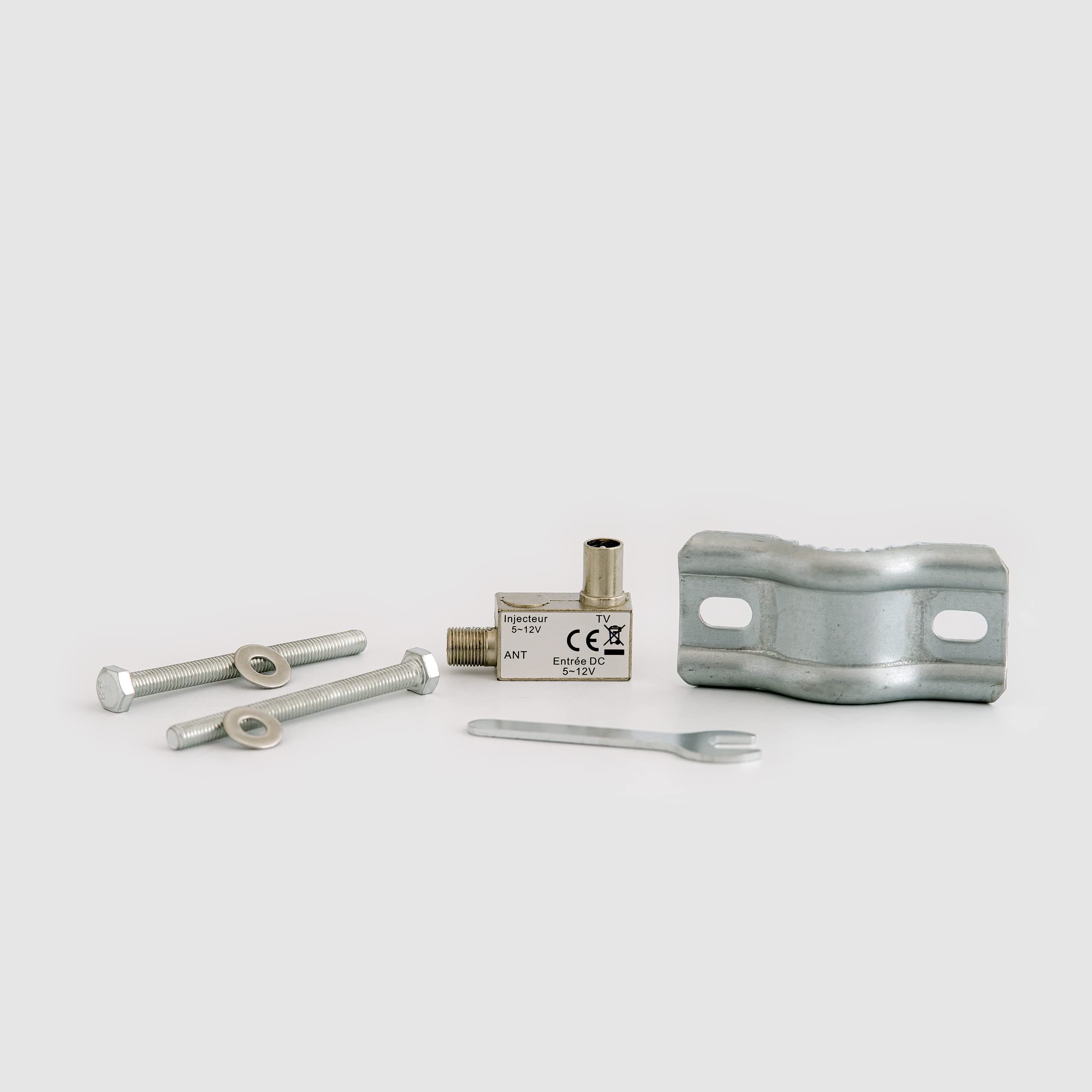 D-Home - Explorer - Antenne TV pour Caravane, avec Amplificateur 20dB. Antenne TV Caravane et Véhicules de Loisirs. Installation Facile/clé en Main - Alimentation 12 ou 24Vdc ou Secteur 230Vac