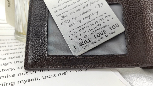 Tarjeta Regalo Metálica Para Aniversario De 4 Meses – “Todavía Impresionante” – Ideal Para Novio, Novia O Esposo