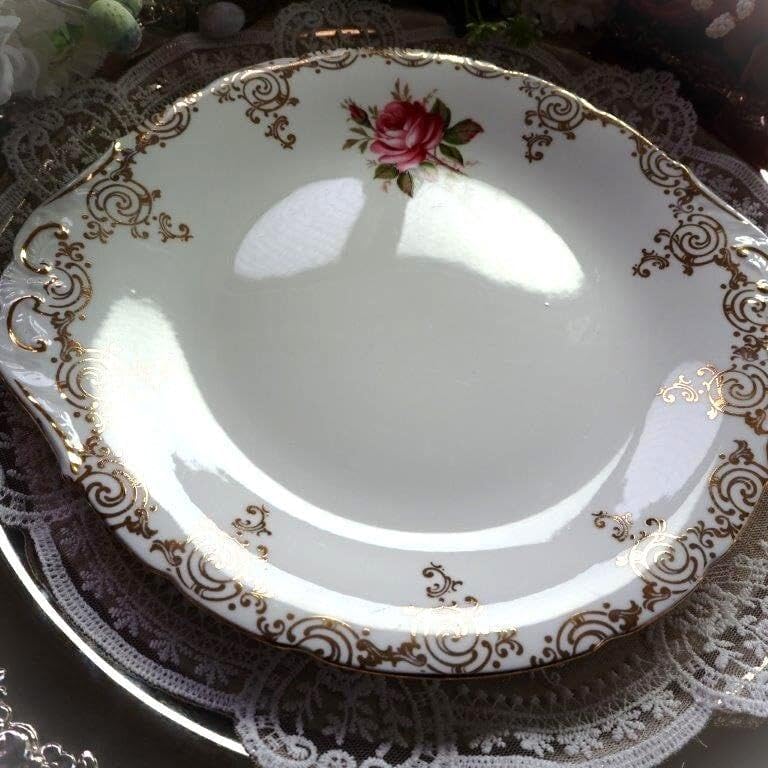 英国パラゴン　コバルト＆ゴールドローズ　BBプレート大皿　F7 英国パラゴン 上品なローズ柄 BBプレート 大皿 ケーキプレート 英国