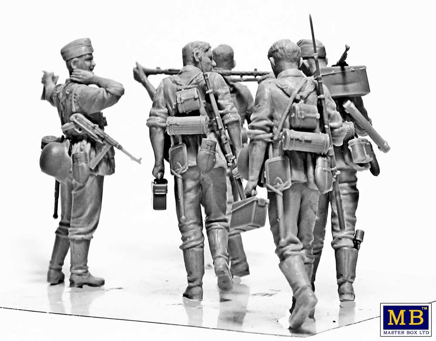 Amazon | マスターボックス 1/35 ドイツ 国防軍歩兵 5体セット 1941年