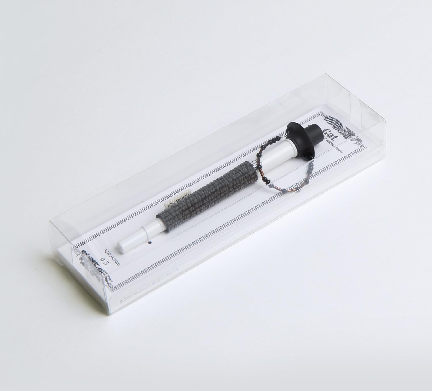 Handmade Korean Traditional Gat Hat & Hanbok Fabric Decorative Pen - Artisanal Stationery, Made in Korea, Unique Office Gift for K-Drama Fans and Cultural Collectors