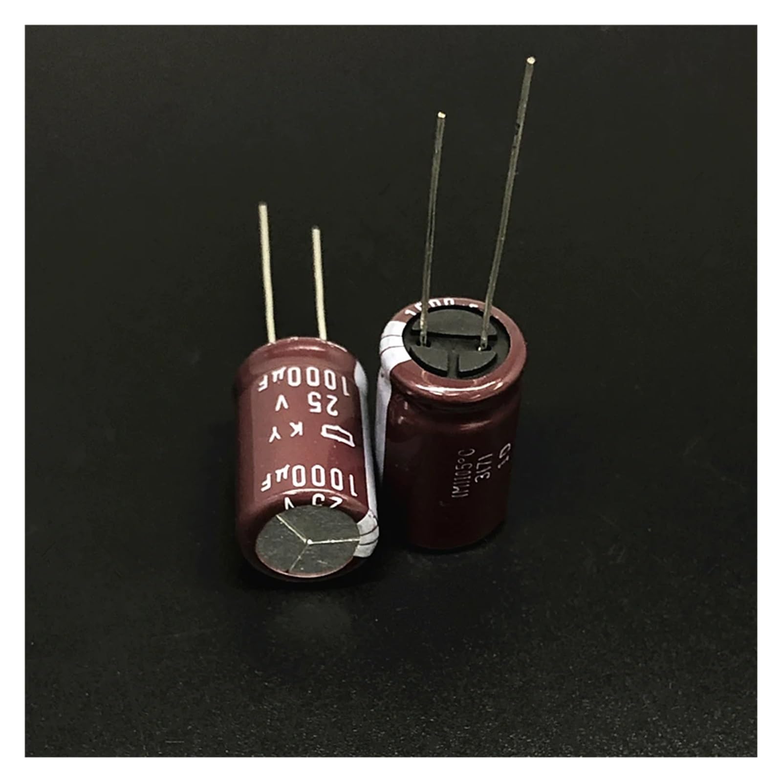 5 szt./20 szt./1000 szt. 1000 uF 25 V 12,5 x 20 mm niska długa żywotność 25 V 1000 uF aluminiowy kondensator elektrolityczny płyta główna IDGTTLDF (100 szt.)