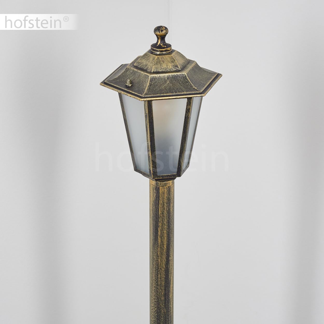 HOFSTEIN Lampa zewnętrzna Loria, oświetlenie ścieżki z metalu/szkła w kolorze złotym/brązowym/białym, lampa zewnętrzna o wyglądzie antycznym, 99 cm, lampa ogrodowa, oświetlenie ogrodowe IP44, 1 x E27,