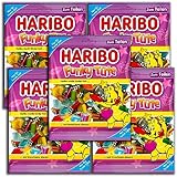 5 x 175 g Haribo Funky Tüte 175g Mischung aus Fruchtgummi und Konfekt Kunterbuntes Naschvergnügen! Die Haribo Funky Tüte hält einige Überraschungen parat, denn in diesem bunten Mix erwartet Sie eine leckere Auswahl aus süßem Haribo Konfekt, das von Fruchtgummi begleitet wird. Eine gelungene Mischung, die mit farbenfrohen Sorten für eine köstliche Abwechslung sorgt.