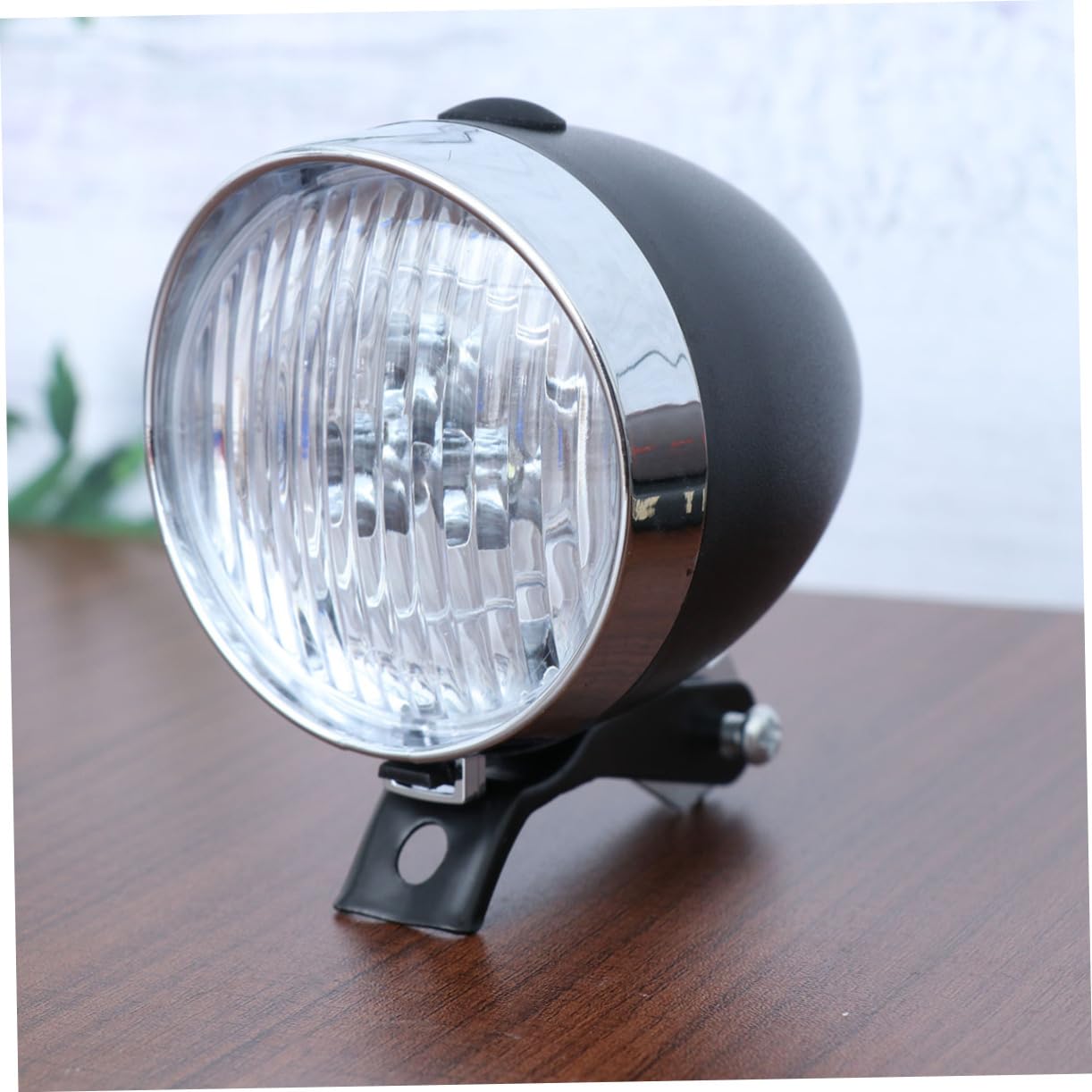 SUPVOX 1Set Retro Vintage LED Headlight for Mountain Bikes Elegant Cycling Light Button for Evening Rides Durable Bike Accessory Black