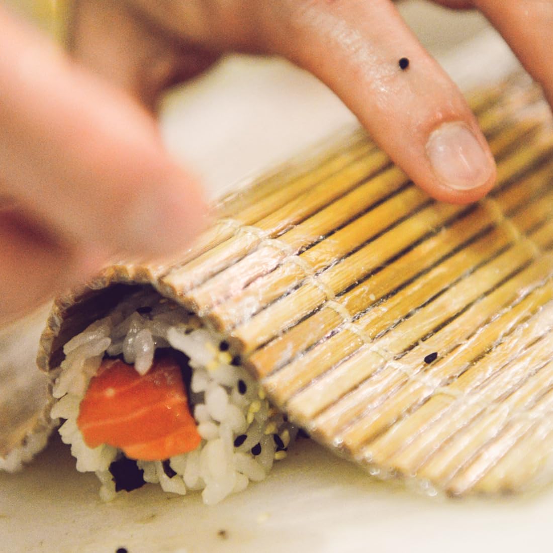 Kit Per Sushi 2 Tappetini In Bambù - Per Rotoli Sushi Fatto In Casa, Con Cordoncino - Gadget Cucina Giapponese - Foto 7