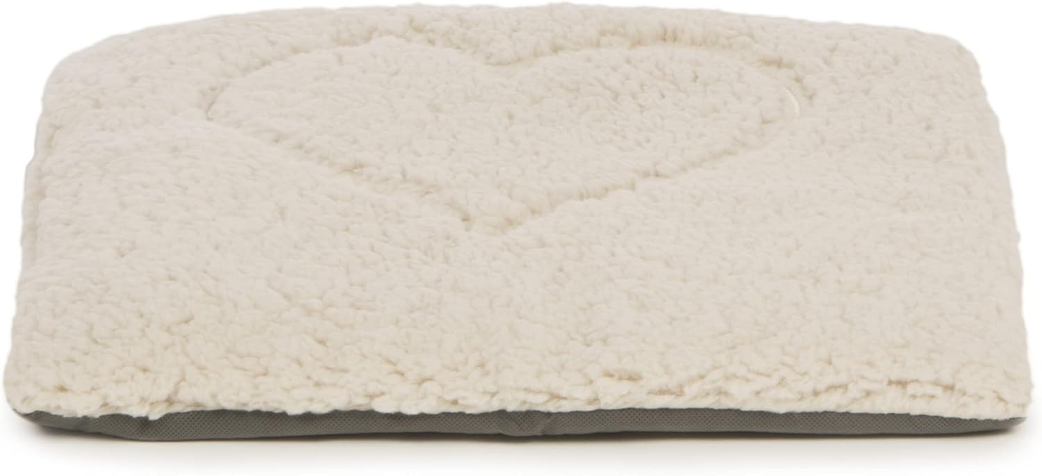 SmartyKat Crinkle Cloud Plush Pet Mat for Cats & Kittens, Hidden Crinkle Sounds, Machine Washable Cat Bed - Cream, One Size : Everything Else