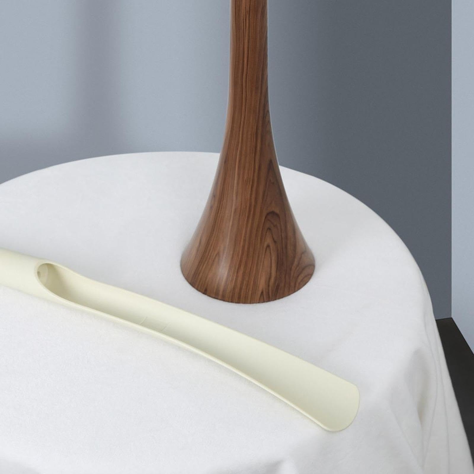 Calzador para personas mayores, mango largo, ayuda para vestirse, portátil, fácil de usar, de plástico suave y duradero.