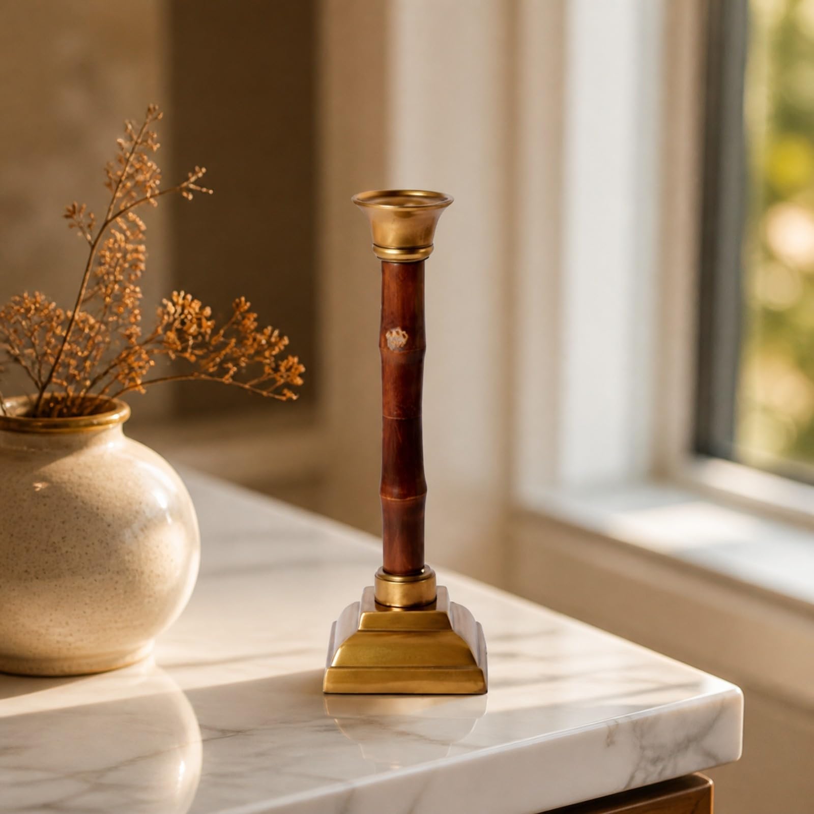 Portacandele in Alluminio e Bambù Elegante Portacandele con Base Squadrata e Stelo in Bambù Atmosferico Candelabro per Console, Serate Tranquille, L