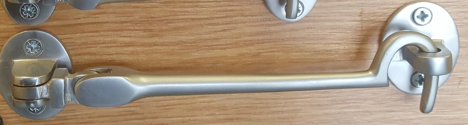 SILENT PATTERN SATIN CHROME 152mm Cabin Hook And Eye. Gate Shed Door Latch Catch