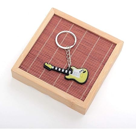 Amazon Co Jp 楽器型キーホルダー 可愛いバッグキーホルダー 飾りキーホルダー プレゼント シューズ バッグ