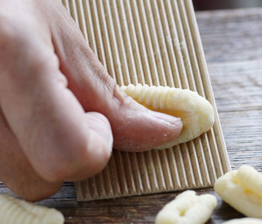 Rigagnocchi Wooden or Garganelli and Dumpling Board with Stop and Two Small Chopsticks - 12 x 37 cm, Brown - Image 2