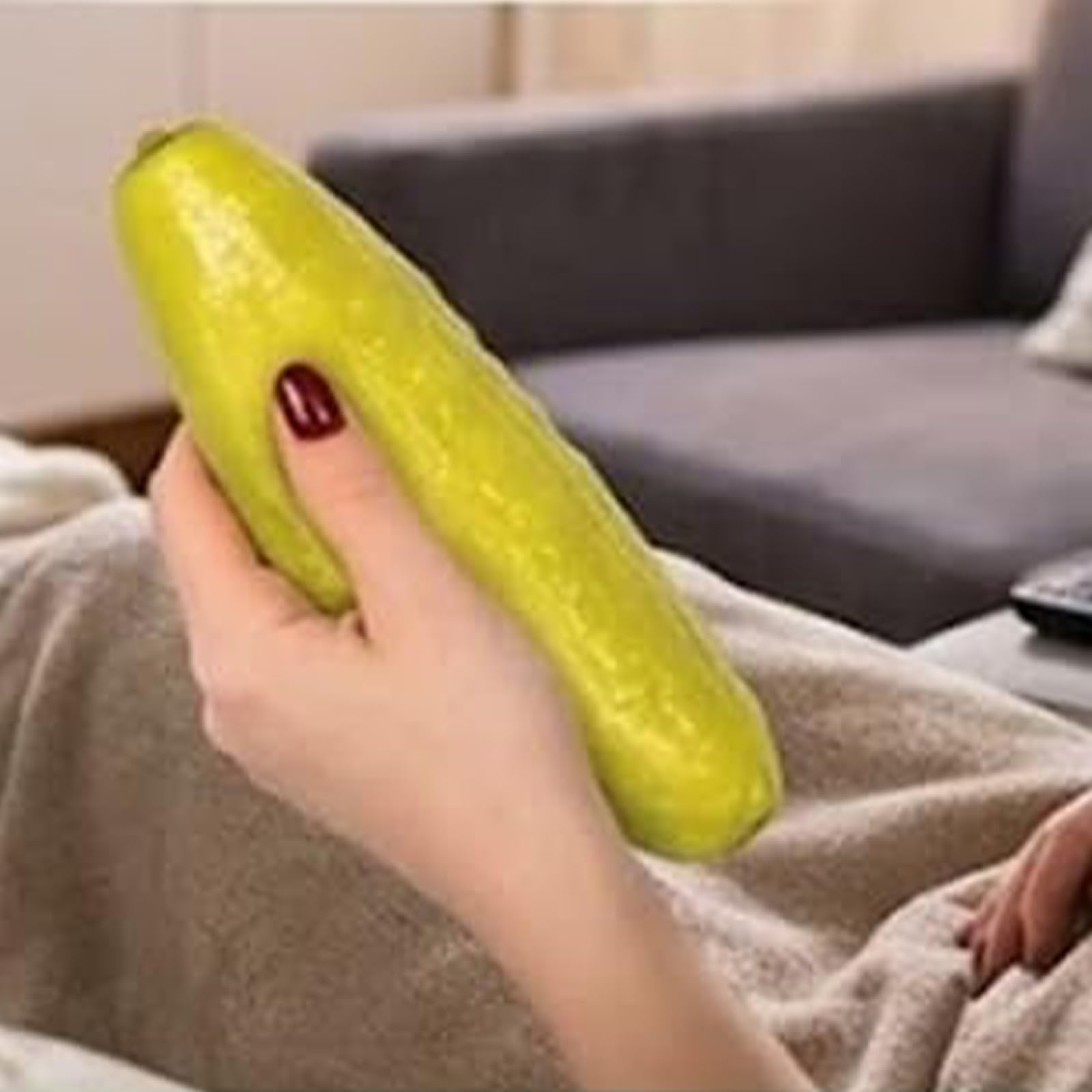 Ogórek zabawka dotykowa miękka kulka spożywcza fidget antystresowy oryginalny prezent dla kolegów, przyjaciół i rodziny